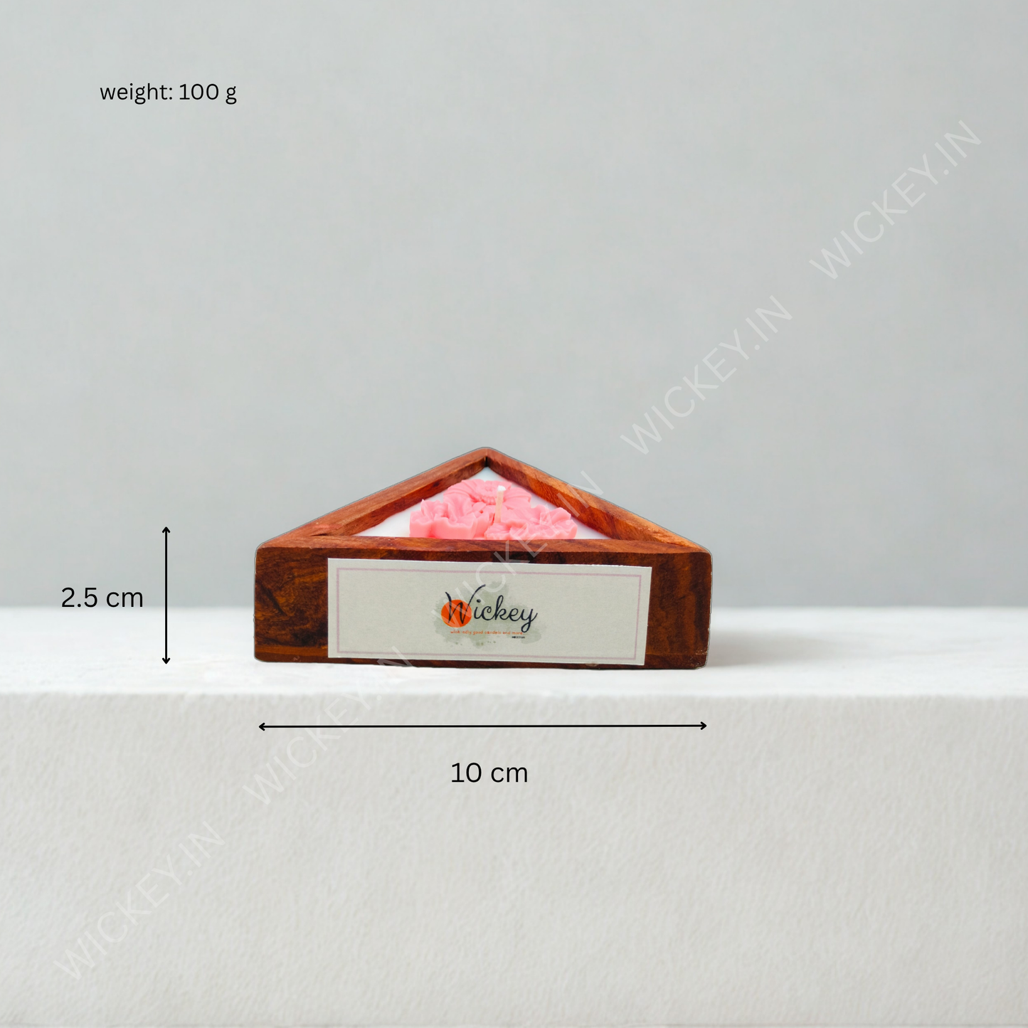 Wooden Tringle Candle | Sandalwood Fragrance