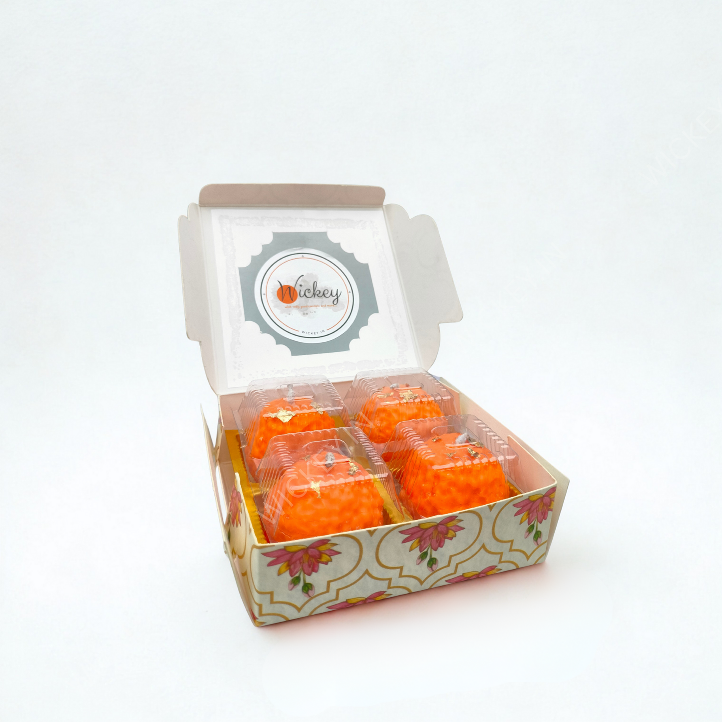 Motichoor Ladoo Candle (Set of 4) | classic vanilla fragrance