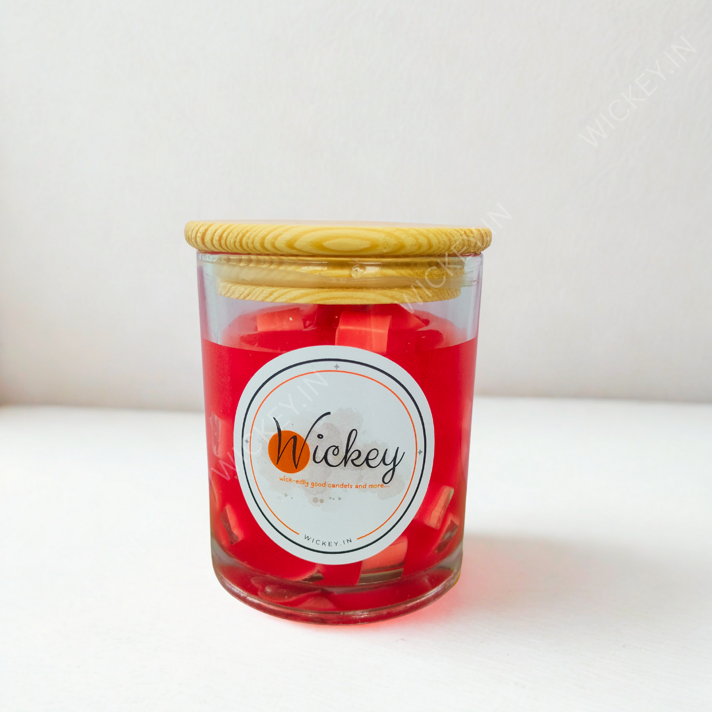 Sparkling Little Hearts Candle | White Musk Fragrance