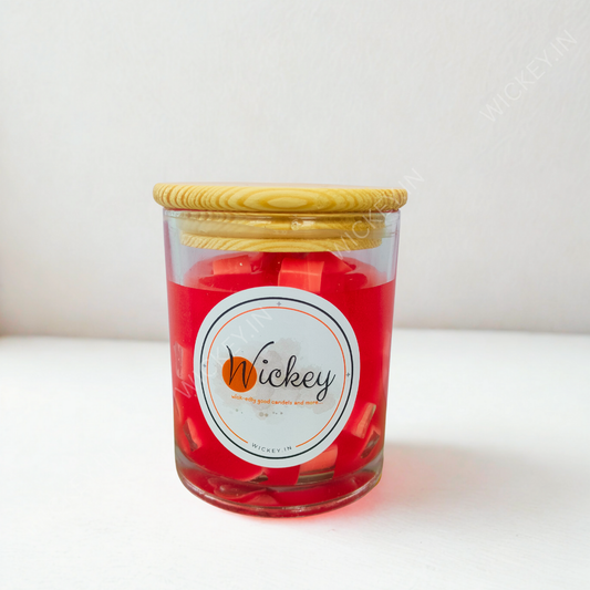 Sparkling Little Hearts Candle | White Musk Fragrance