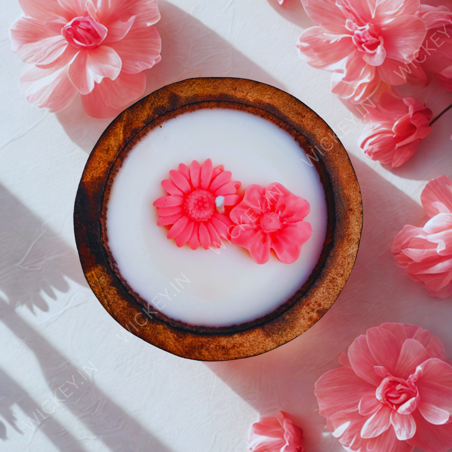 Wooden pillar Candle | Sandalwood Fragrance